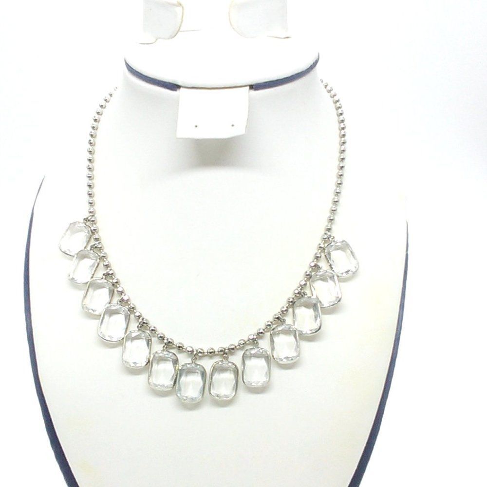 (AEO) Silver-tone Ball Bead Chain Necklace with Large Acrylic Crystals